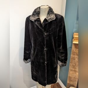 NOVELTI Black Modacrylic Luxury Cuddly Soft Faux Fur Coat. Size 5/6